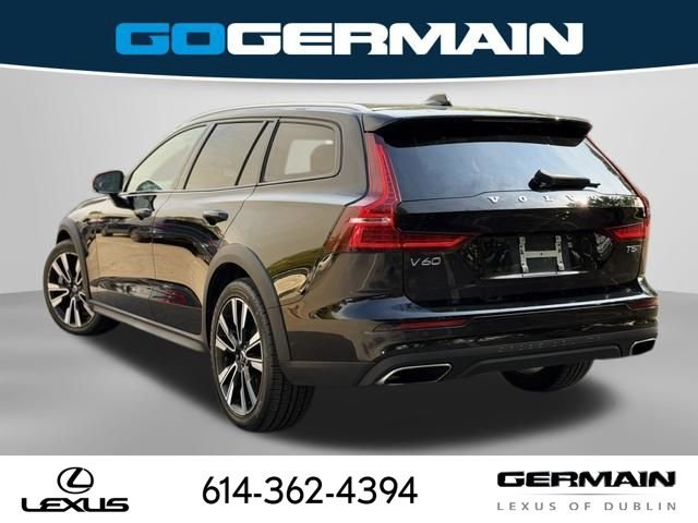 Used 2020 Black Volvo T5 image 14