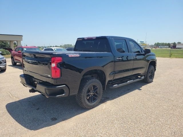 Used 2019 Black Chevrolet Custom Trail Boss image 23