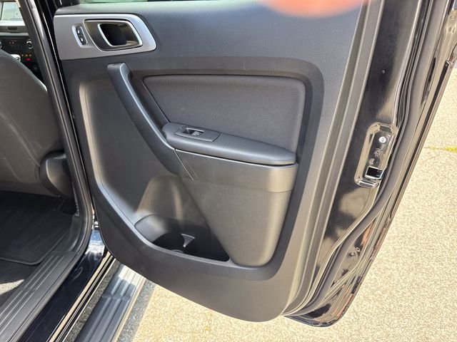 Used 2023 Black Ford XLT image 30