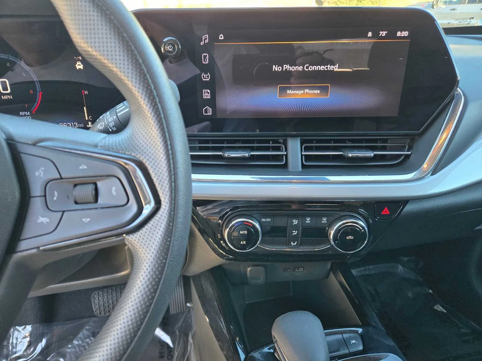 Used 2025 Summit White Chevrolet LT image 13