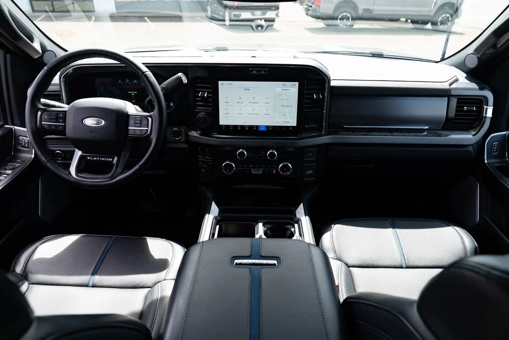 Used 2026 Gray Ford Platinum image 8