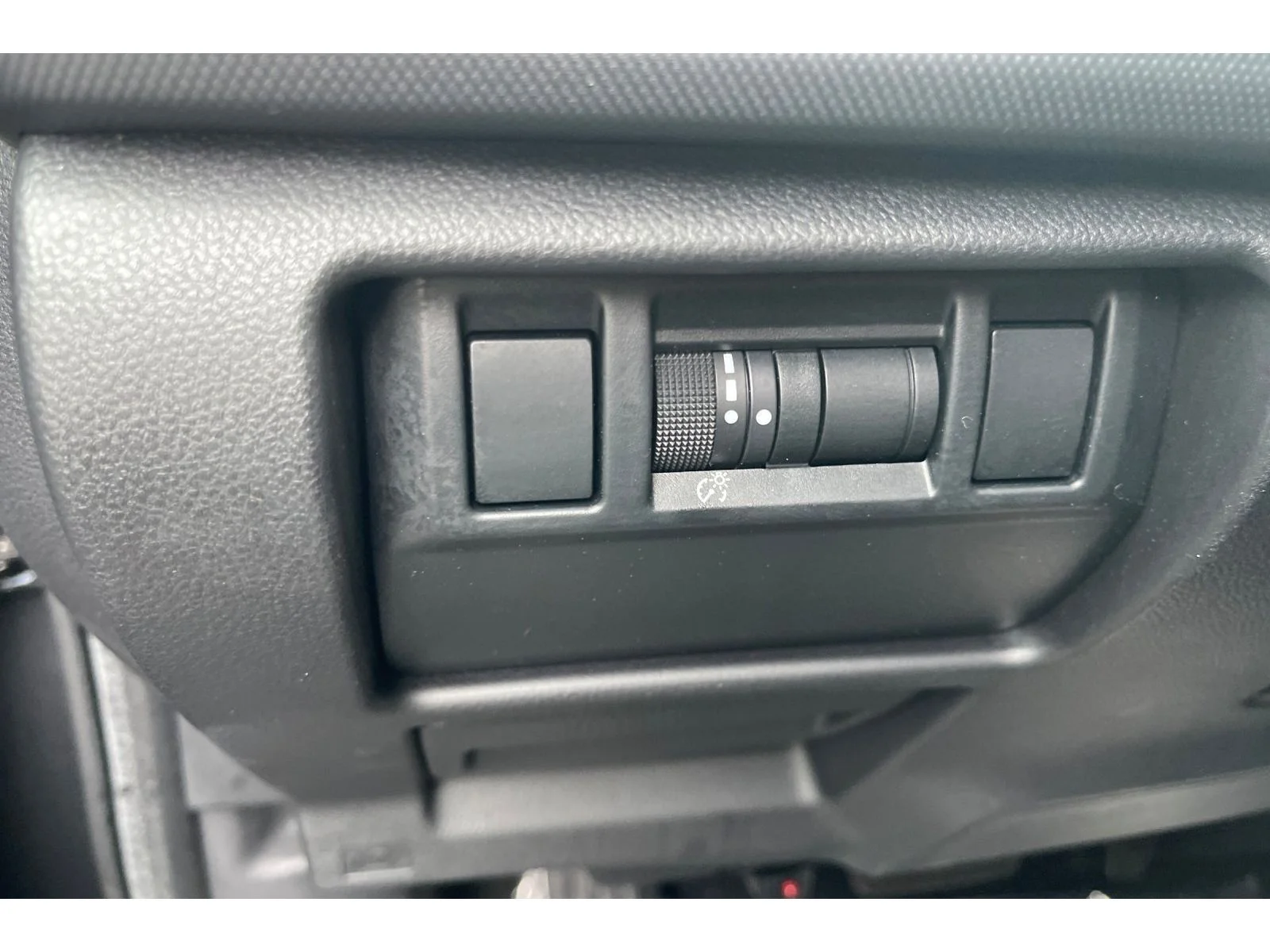 Used 2026 Magnetite Gray Metallic Subaru Premium image 39