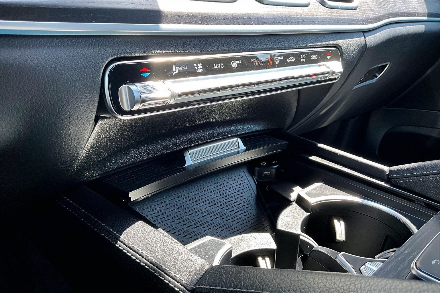 Used 2023  Mercedes-Benz GLS 450 image 34