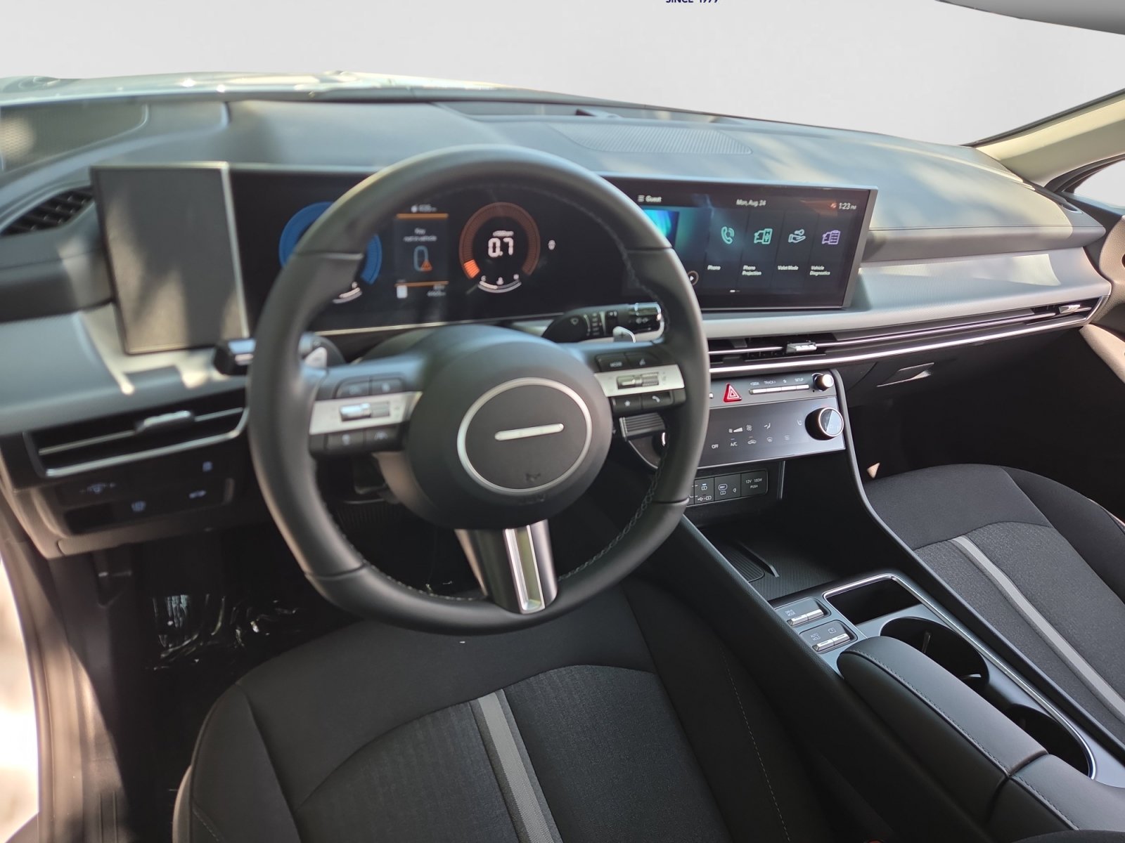 2026 Hyundai Sonata SEL - Photo 10