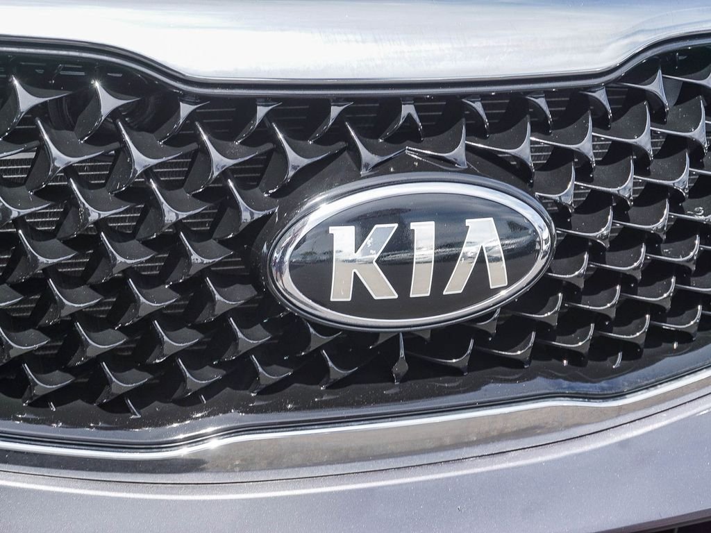 Used 2016 Silver Kia EX image 12