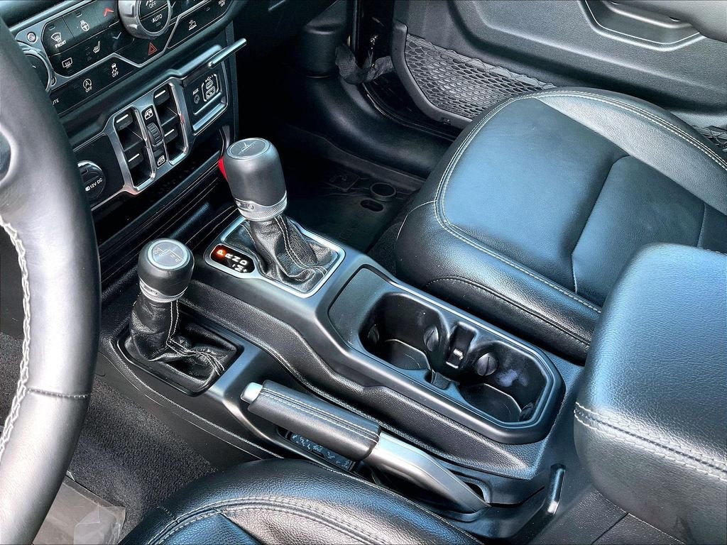 Used 2023 Black Jeep Overland image 20