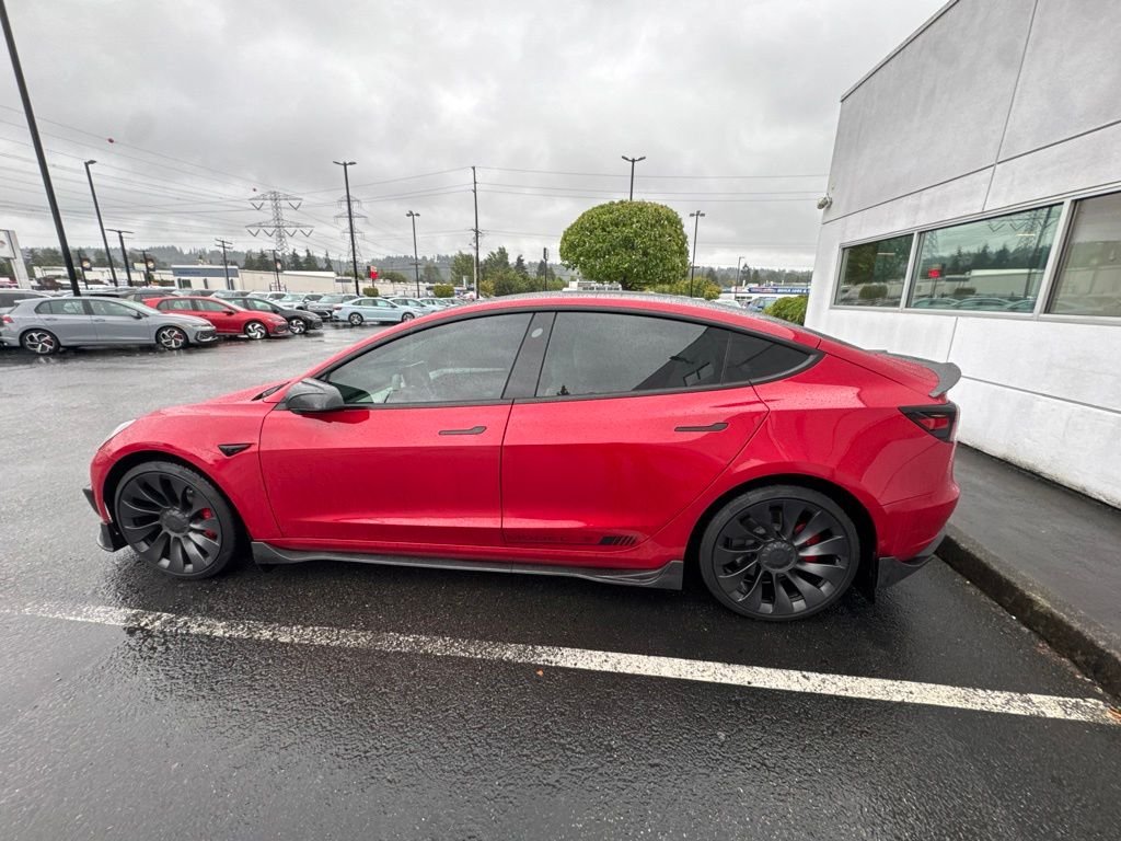 Used 2023  Tesla Performance image 4