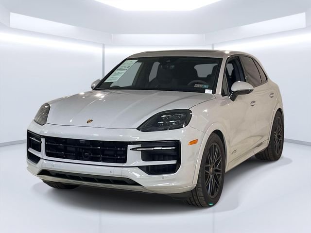 2025 Porsche Cayenne GTS