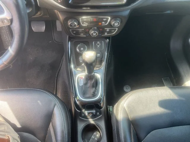 Used 2019 Jazz Blue Pearlcoat Jeep Limited image 18