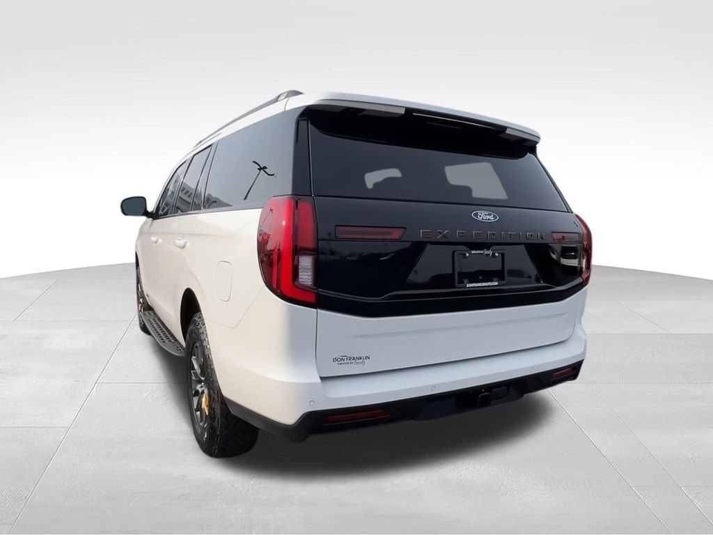 New 2026 Star White Metallic Tri-Coat Ford Tremor® image 7