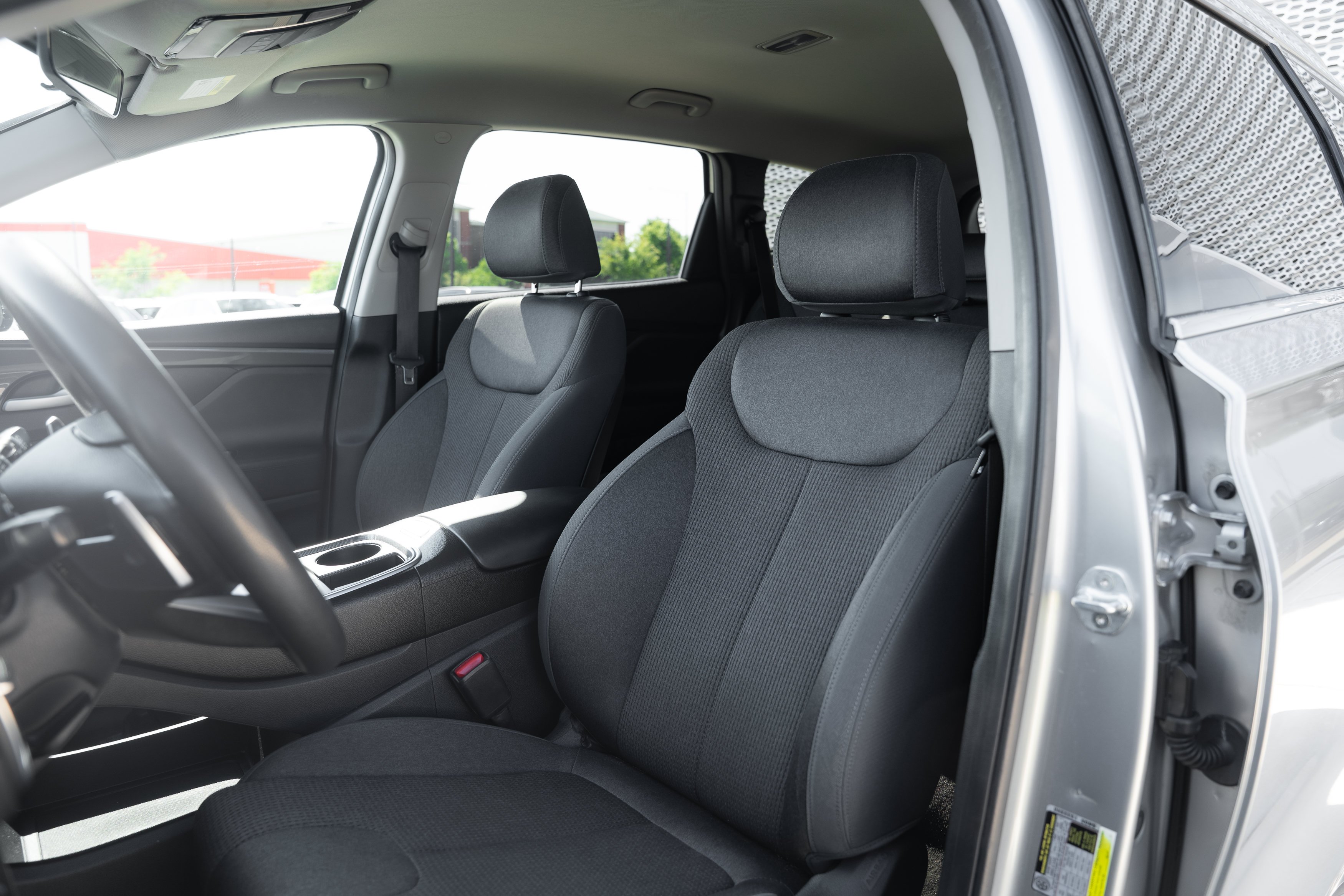 Used 2021 Shimmering Silver Hyundai SEL image 16
