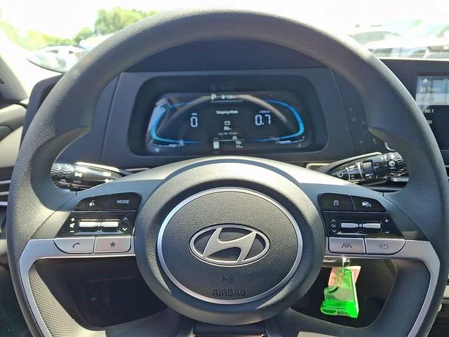 New 2026 White Hyundai SE image 15
