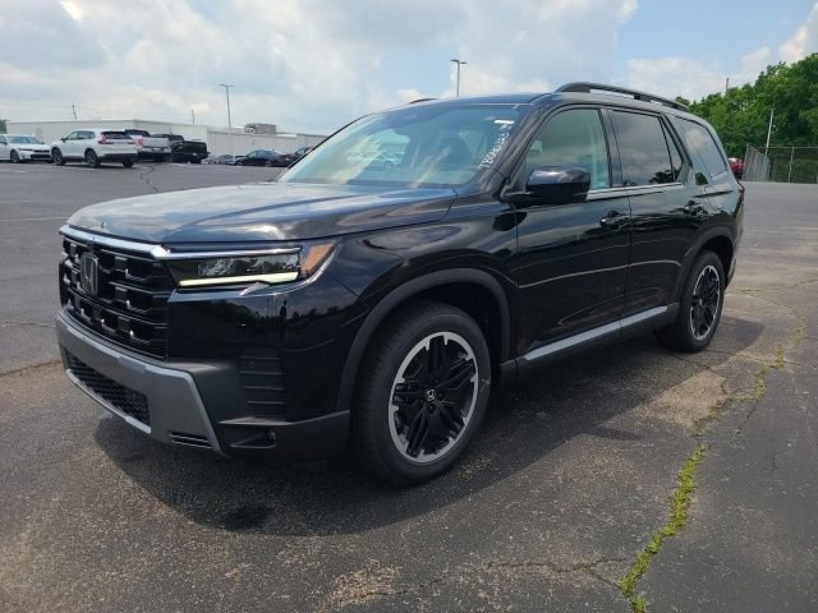 New 2026 Crystal Black Pearl Honda Touring image 3