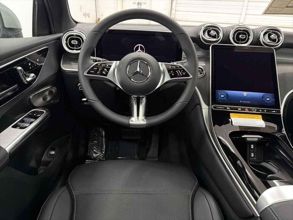Used 2026 White Mercedes-Benz GLC 300 image 21