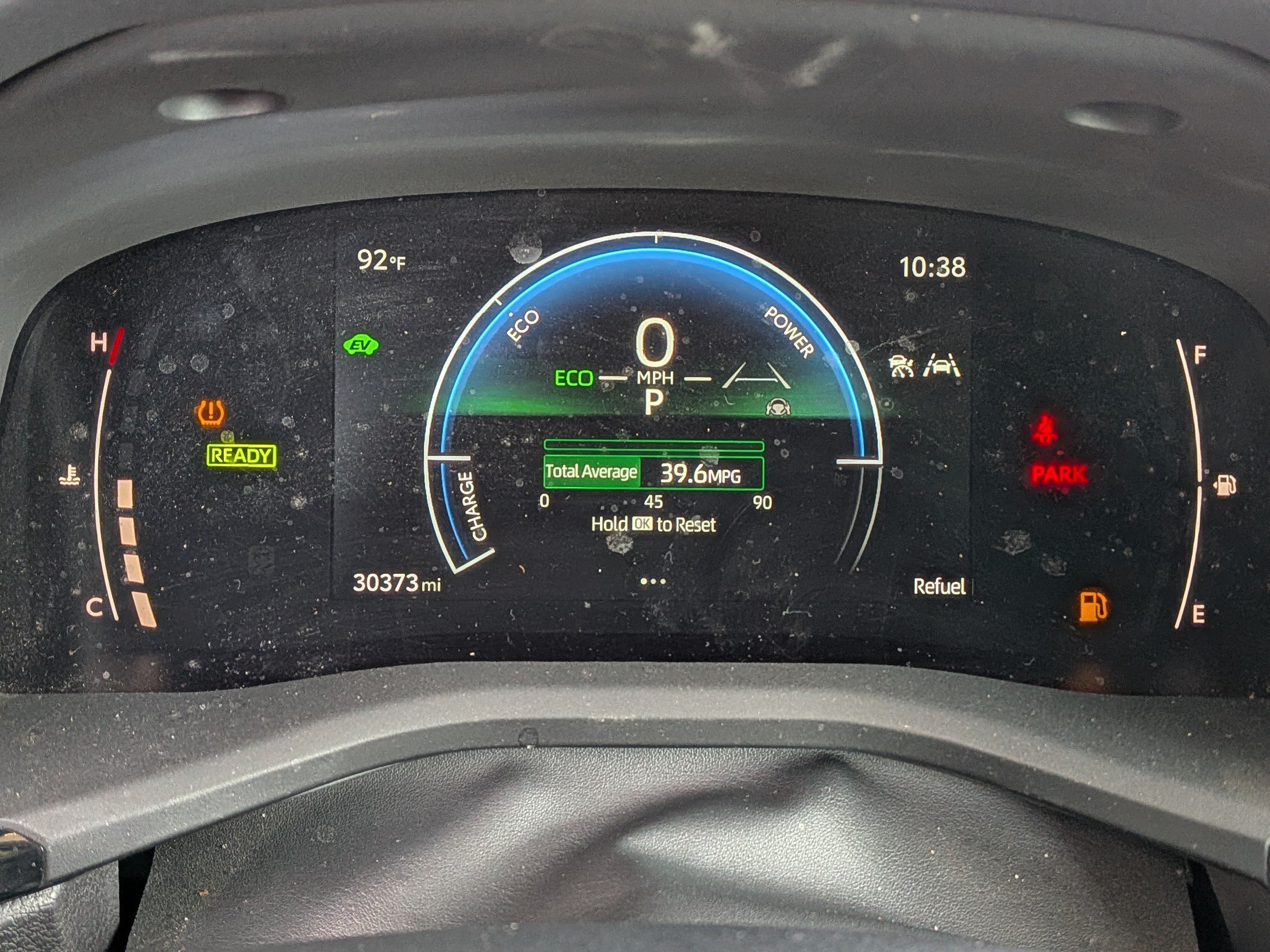 Used 2025 White Toyota LE image 26