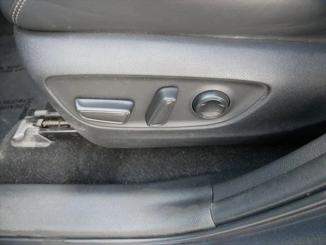 Certified Used 2023 MAGNETIC GRAY MET. Toyota  image 15