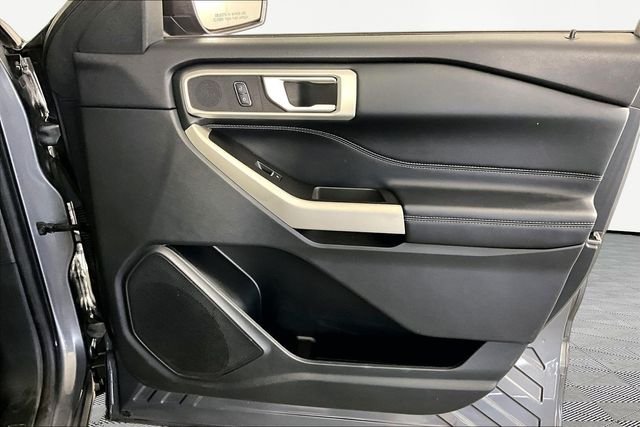Used 2022 Gray Ford XLT image 27