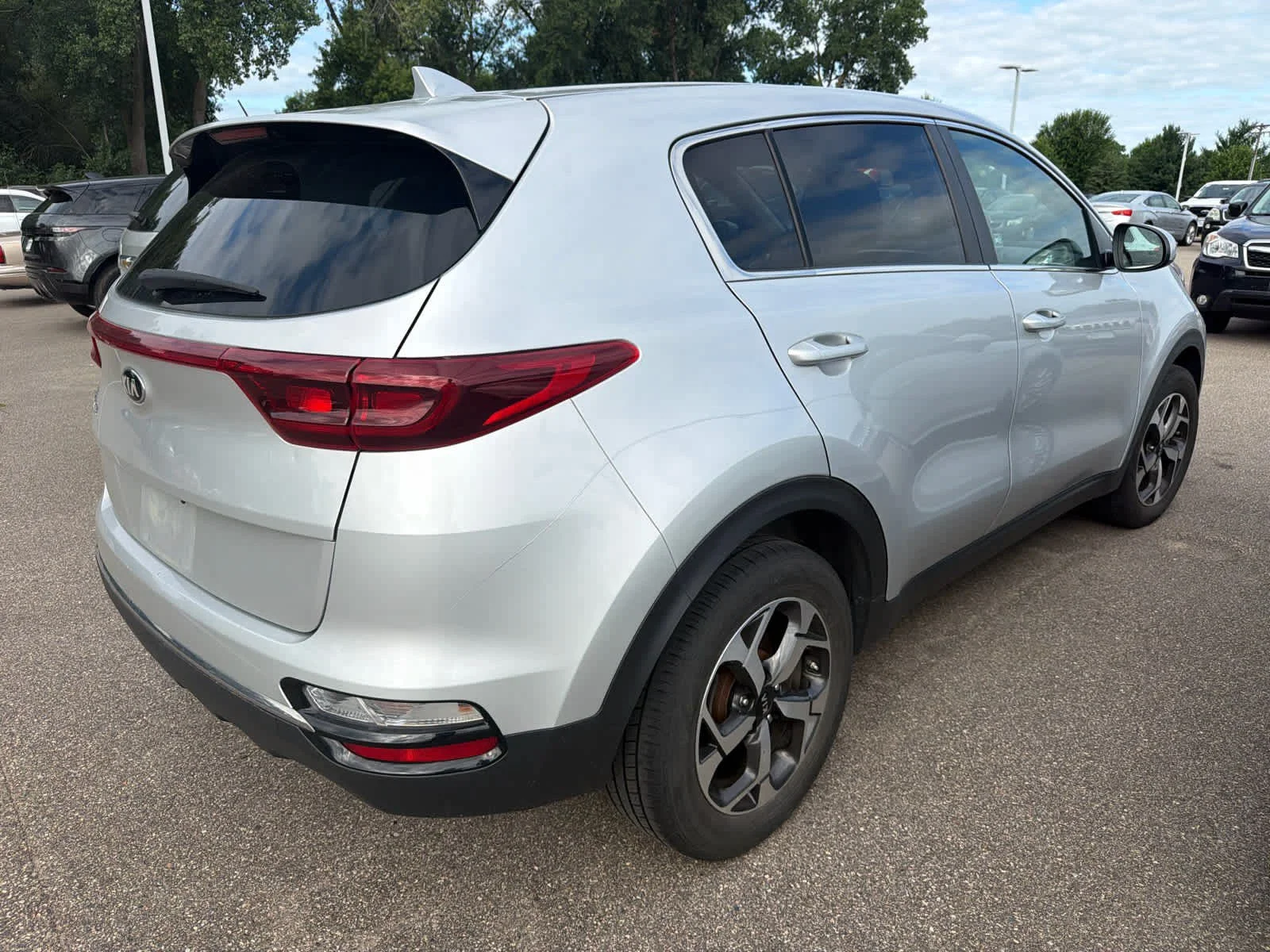 Used 2020 Sparkling Silver Kia LX image 3