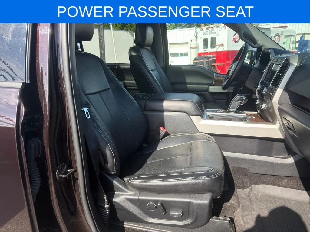 Used 2018 Red Ford Lariat image 16