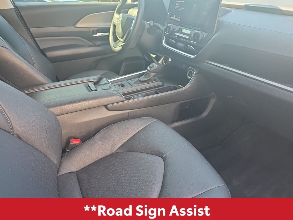 Used 2025 Red Toyota XLE image 15
