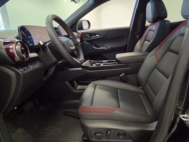 Used 2027 Mosaic Black Metallic Chevrolet RS image 13