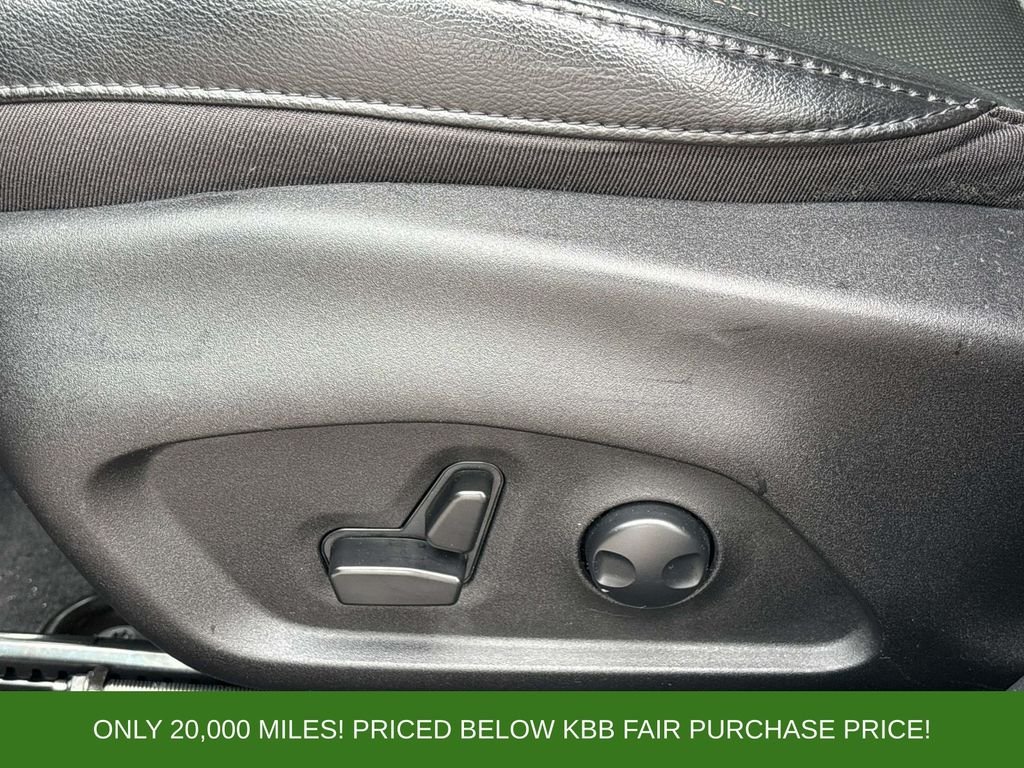 Used 2023 Gray Jeep Limited image 32