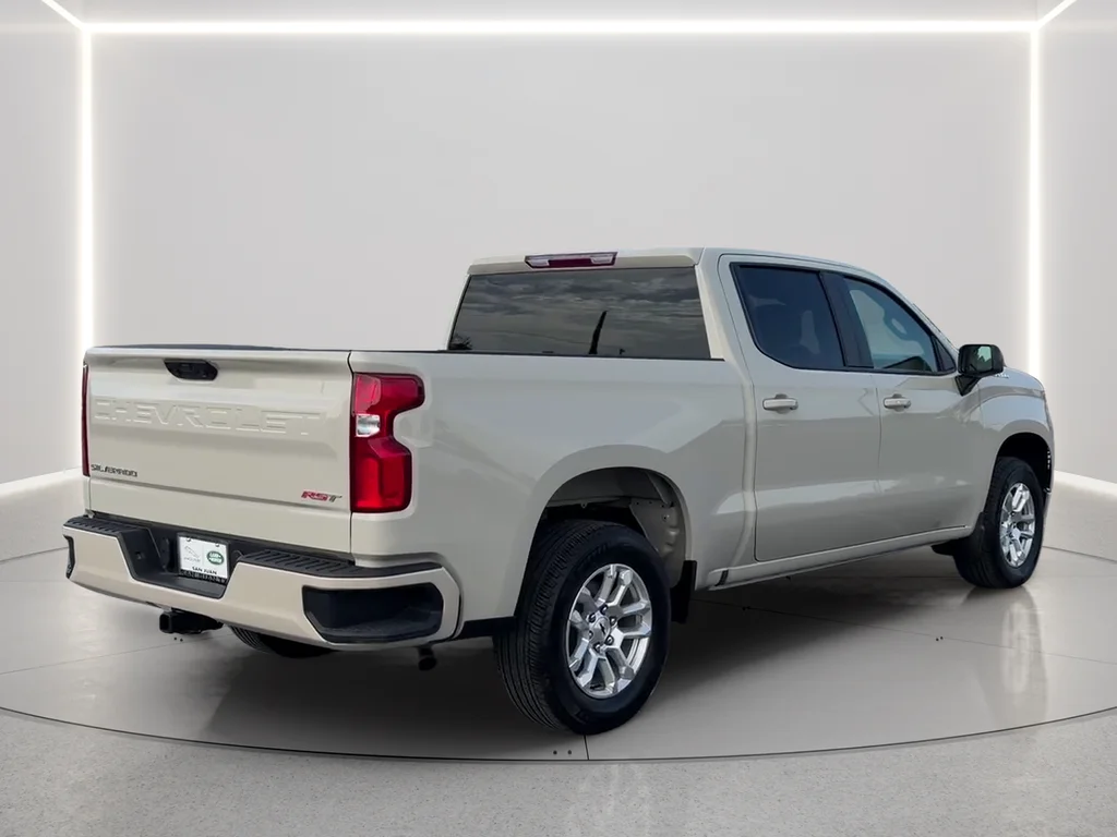 Used 2026 White Chevrolet RST image 5