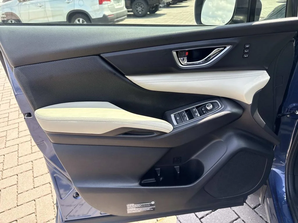 Used 2019 Blue Subaru Limited image 16