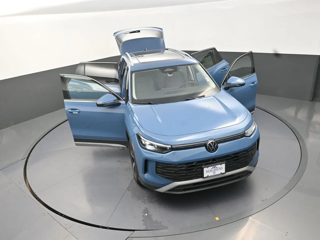 New 2026 Blue Volkswagen 2.0T SE image 31