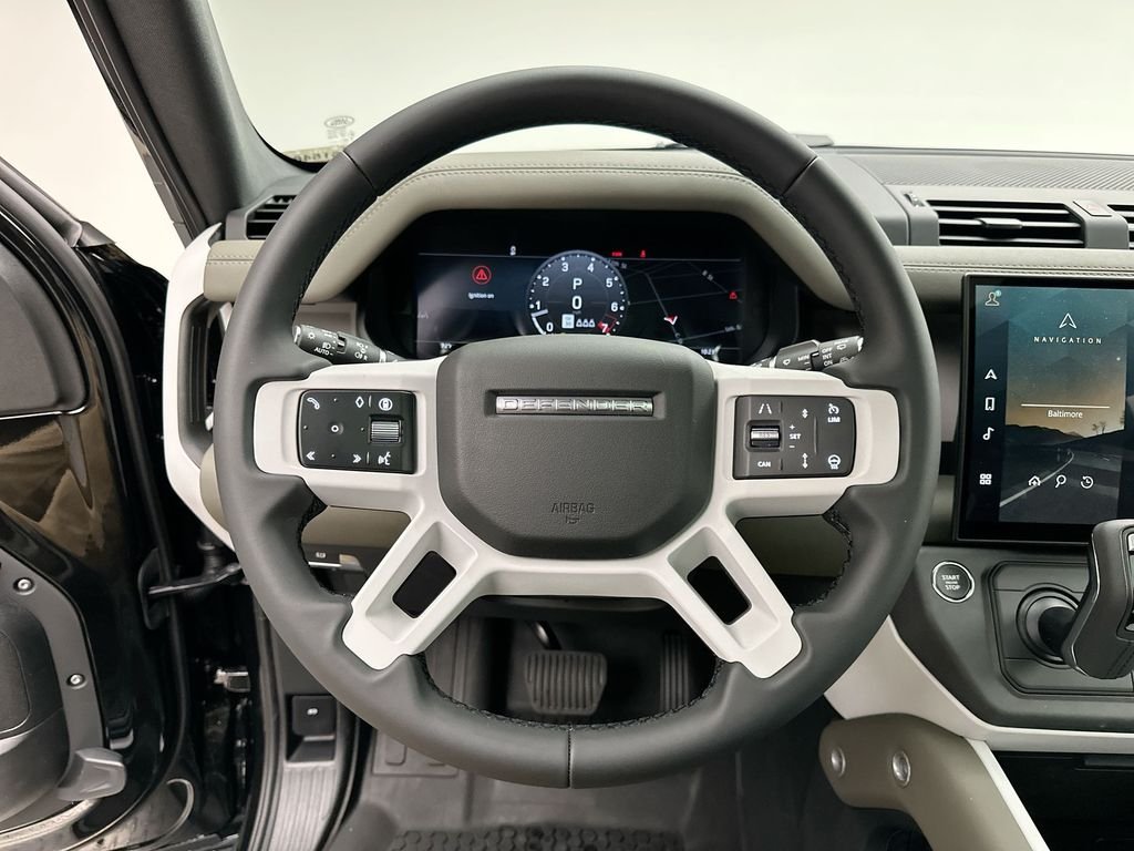New 2026 Santorini Black Land Rover X-Dynamic SE image 15
