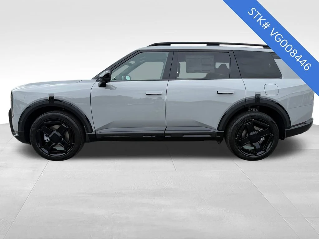 New 2027 Wolf Gray Kia X-Line SX image 4
