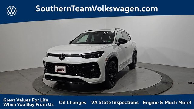 2026 Volkswagen Tiguan 2.0T SE R-Line Black
