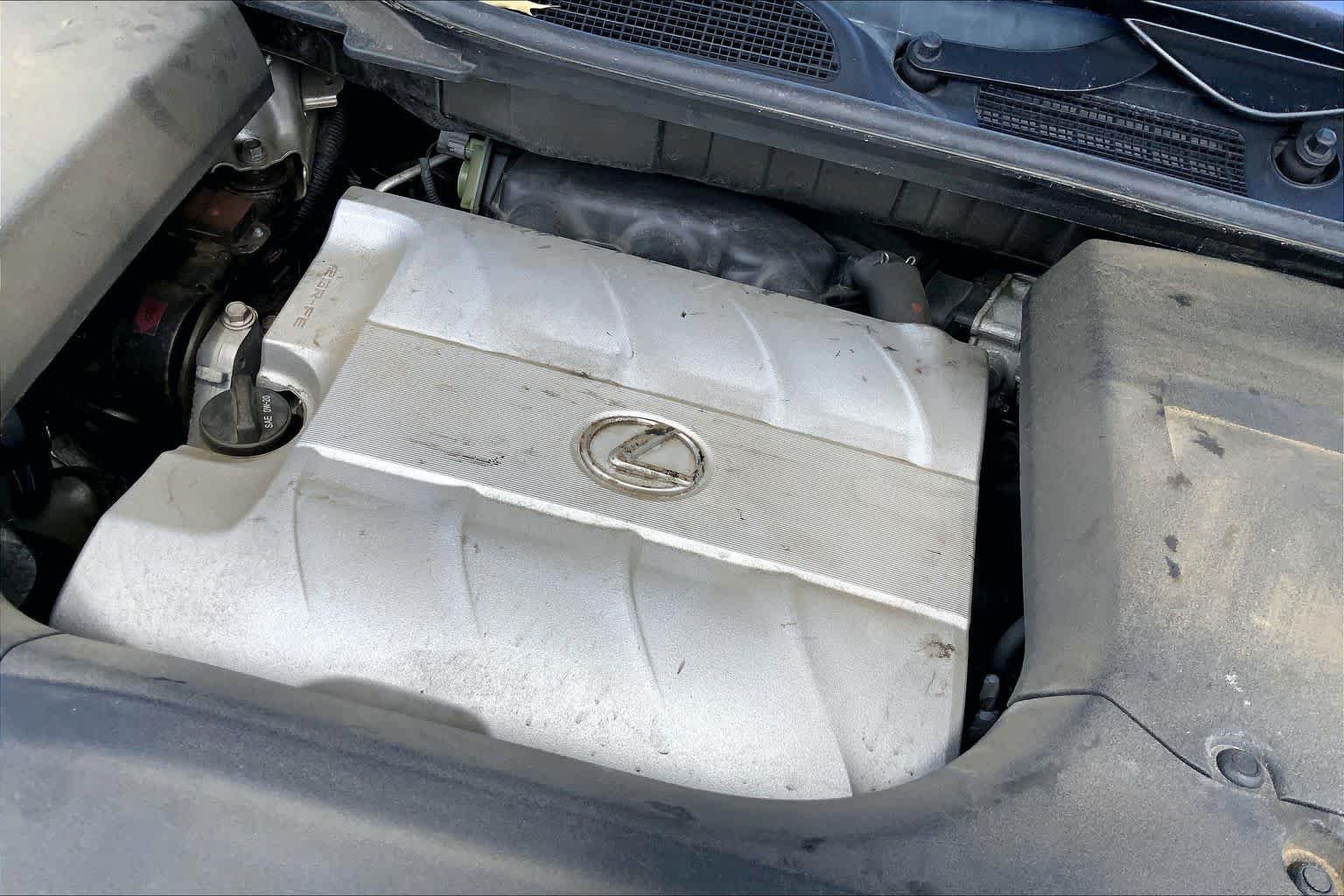 Used 2015 Satin Cashmere Metallic Lexus  image 33