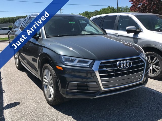 2018 Audi Q5 2.0T quattro S tronic Prestige's photo