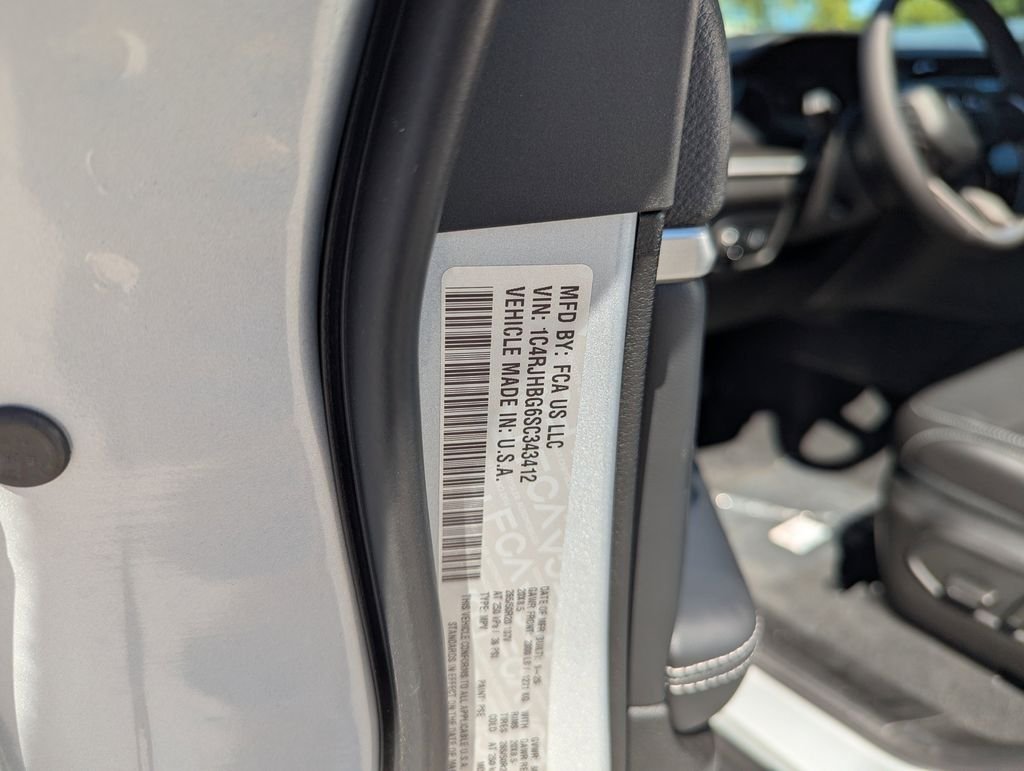 2025 Jeep Grand Cherokee Limited - Photo 42