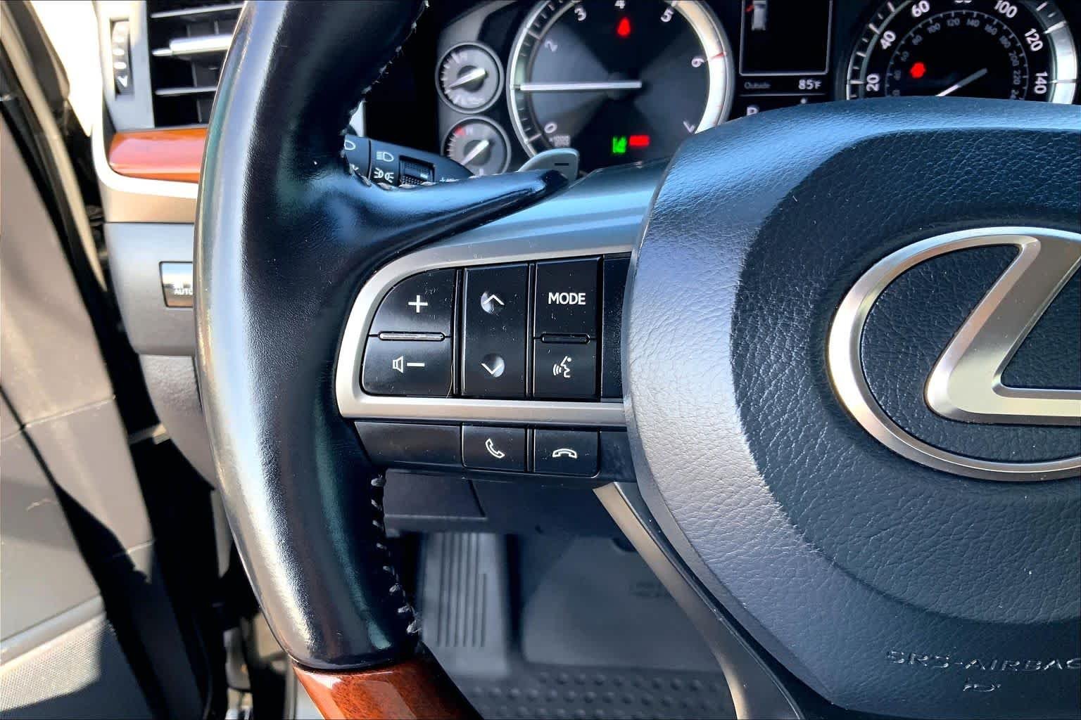 Certified Used 2019 Black Onyx Lexus  image 21