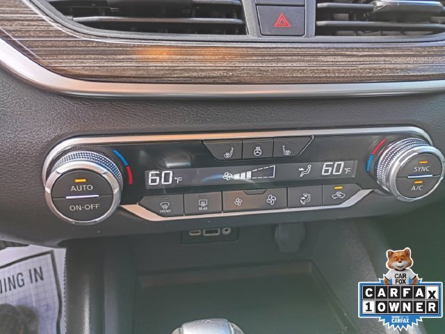 Used 2019 White Nissan 2.5 Platinum image 4