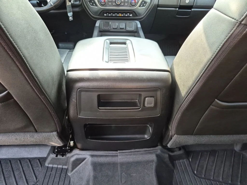 Used 2018 Black Chevrolet LTZ image 35