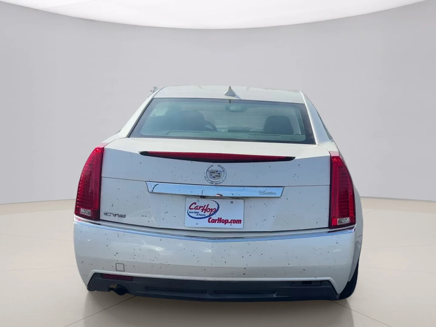 Used 2012 White Cadillac LUXURY image 4
