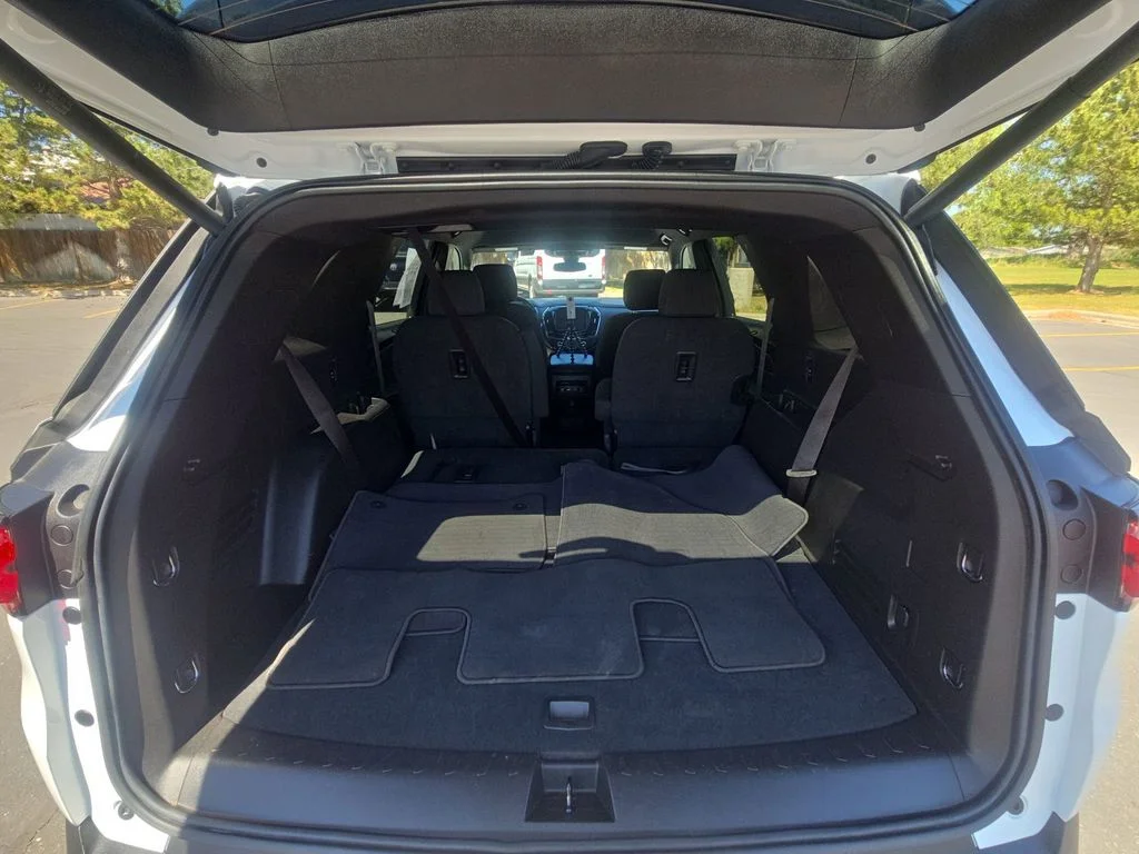 Used 2023 White Chevrolet LT image 21
