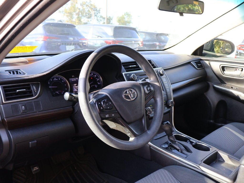 Used 2016 Gray Toyota LE image 9