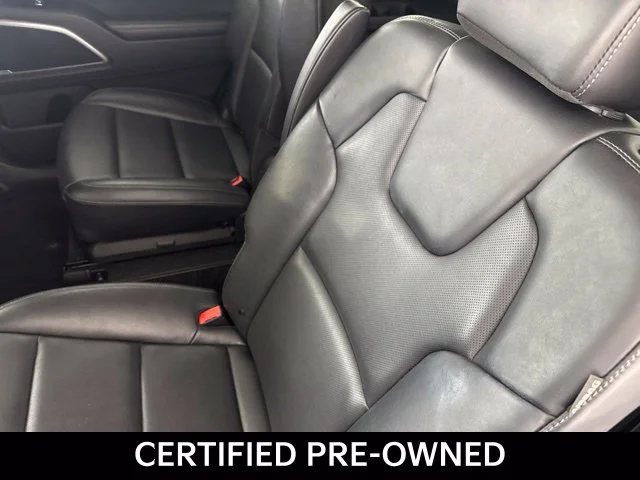 Used 2025 Gray Kia S image 30