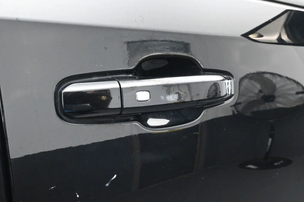 Used 2019 Black Chevrolet LT image 38