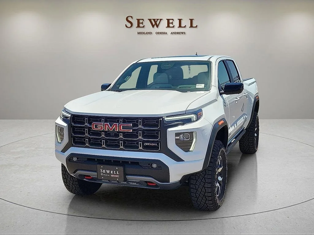 2026 GMC Canyon 4WD AT4X Crew Cab Short Box's photo