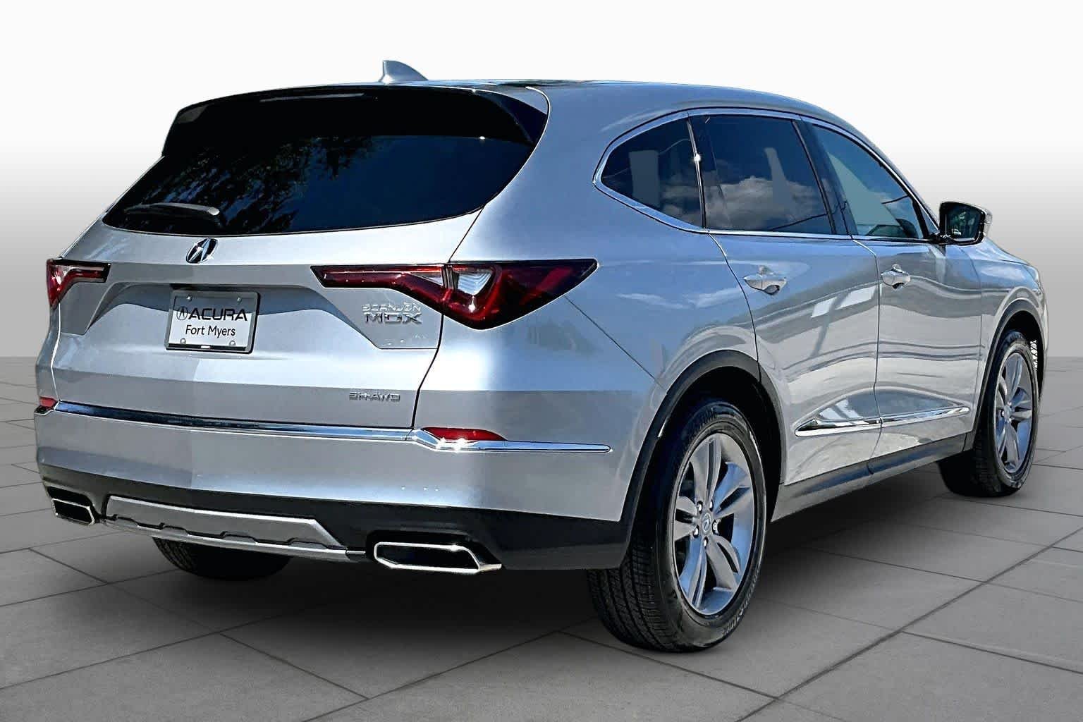 Certified Used 2025 Lunar Silver Metallic Acura SH-AWD image 13