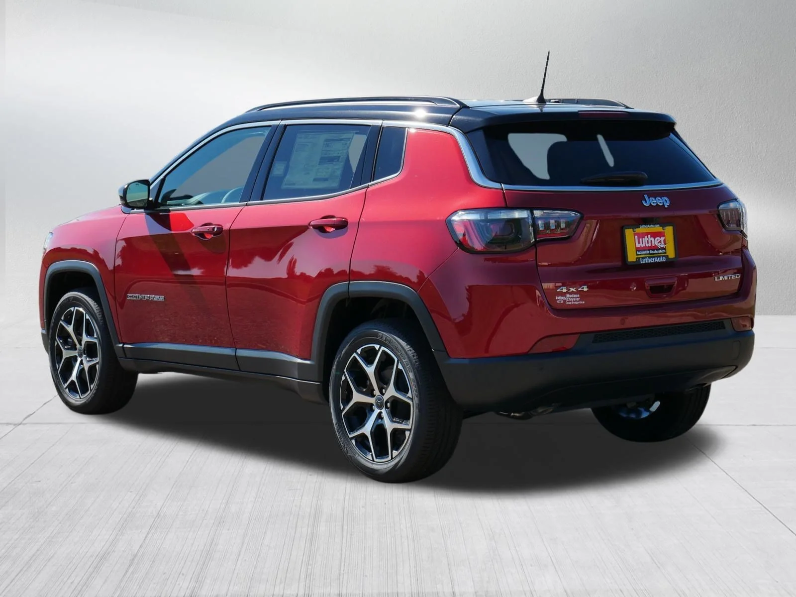 New 2026 Red Hot Pearl-Coat Exterior Paint Jeep Limited image 3