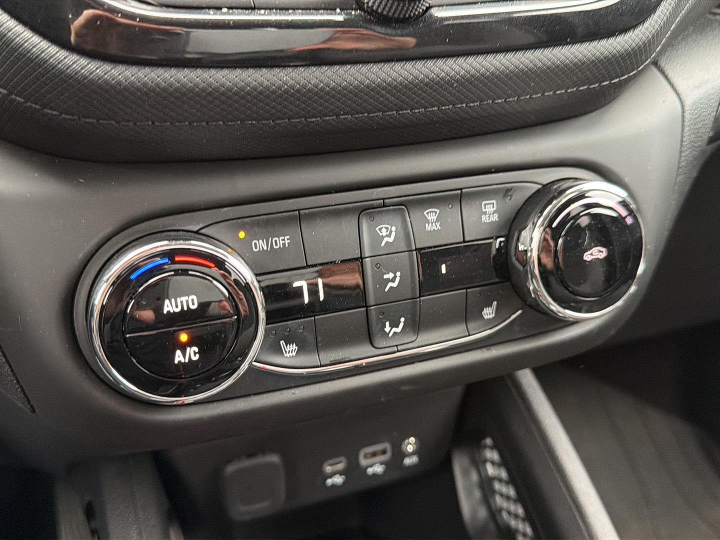 Used 2023 Summit White Chevrolet LT image 15