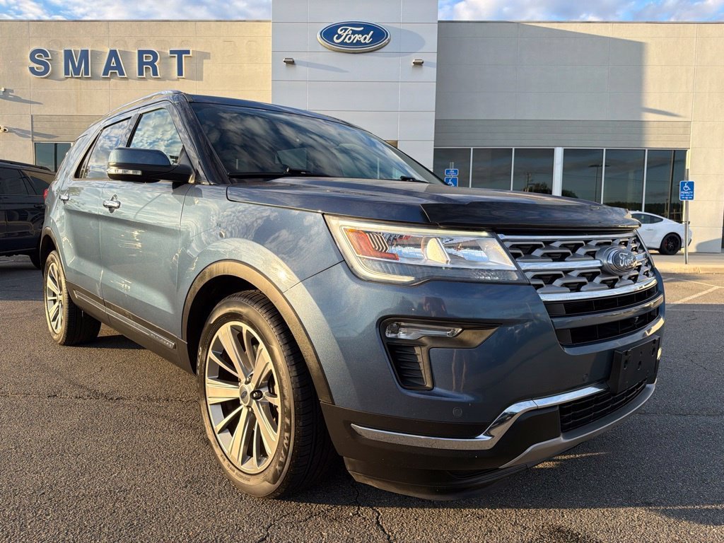 Used 2018 Blue Metallic Ford Limited image 1