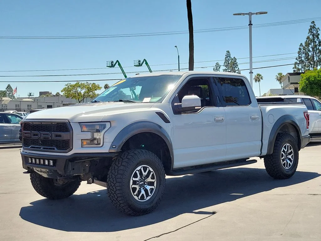 Used 2017 Avalanche Ford Raptor image 38