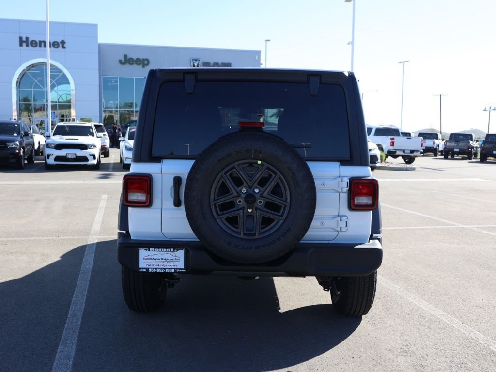 New 2026 Bright White Clear-Coat Exterior Paint Jeep Sport S image 4